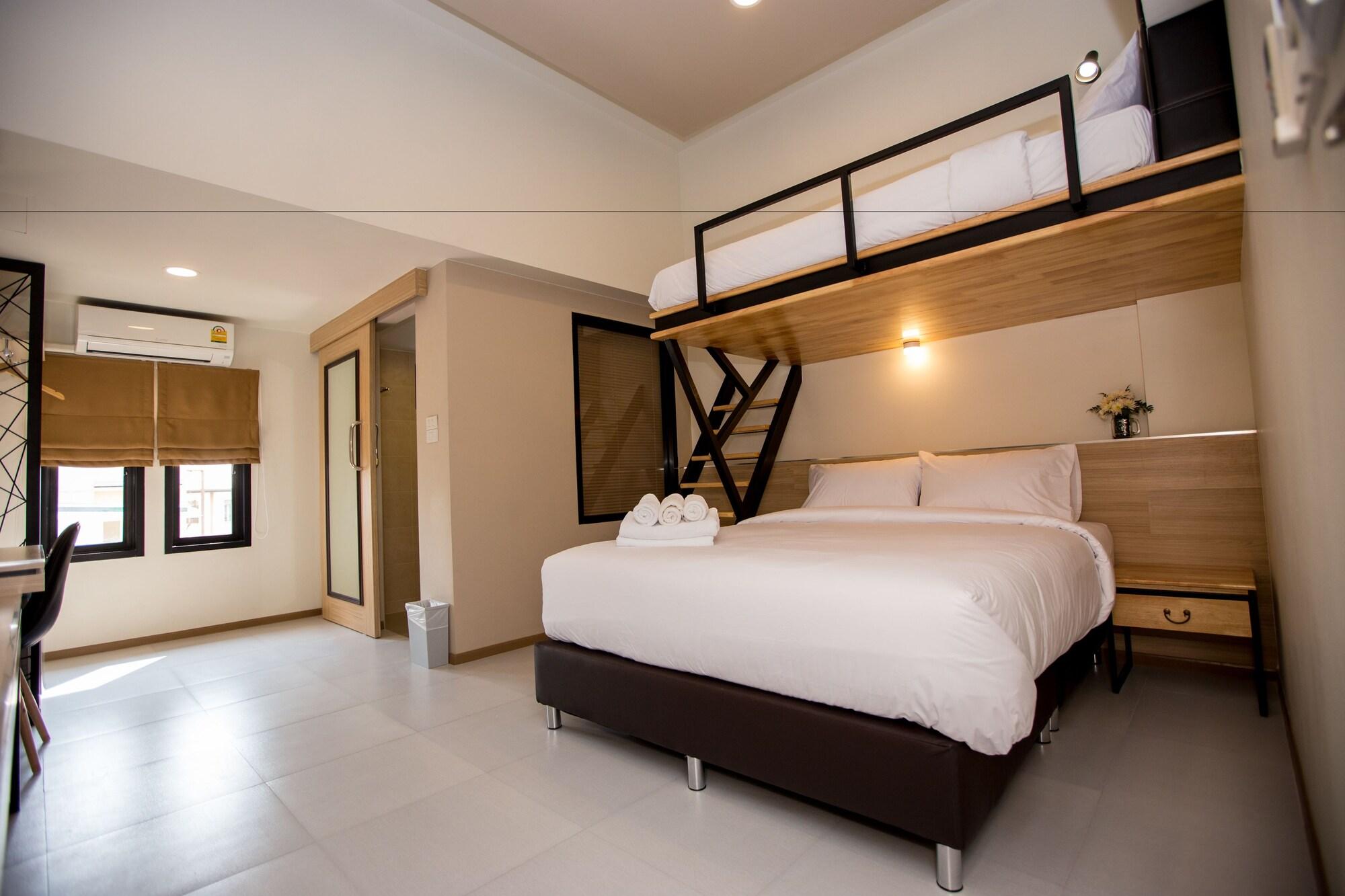 Hotel Tuck Me In Chiang Mai Zewnętrze zdjęcie