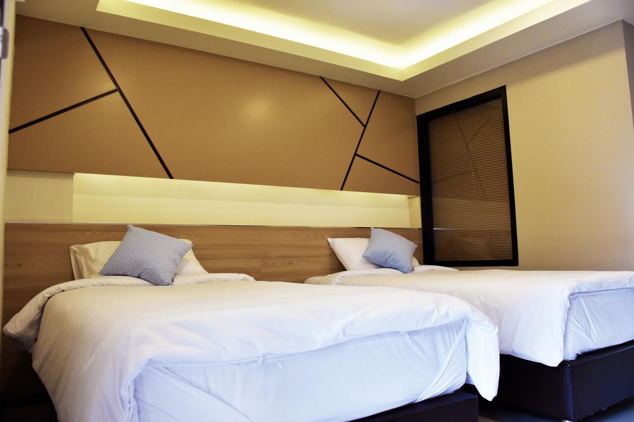 Hotel Tuck Me In Chiang Mai Zewnętrze zdjęcie